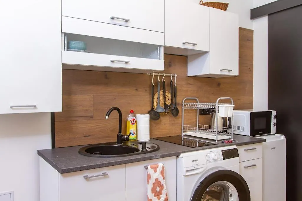 Hero Square Condo Βουδαπέστη 0*,  Ουγγαρία